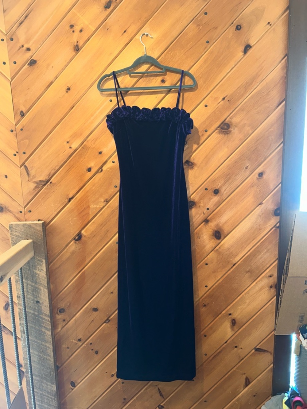 Vintage Y2K Morgan & Co strappy velvet rosette neckline royal purple maxi dress